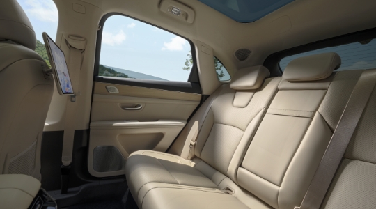 AITO New M5 Ultra Generous Rear Seat Space