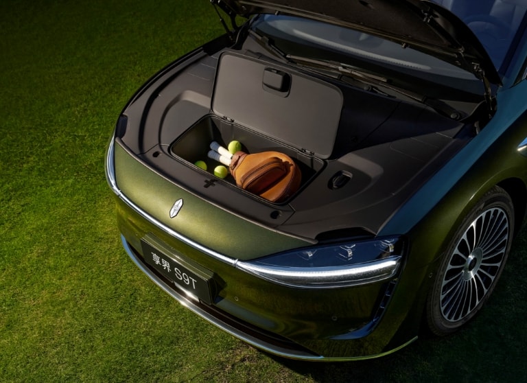 Stelato S9T Front Trunk
