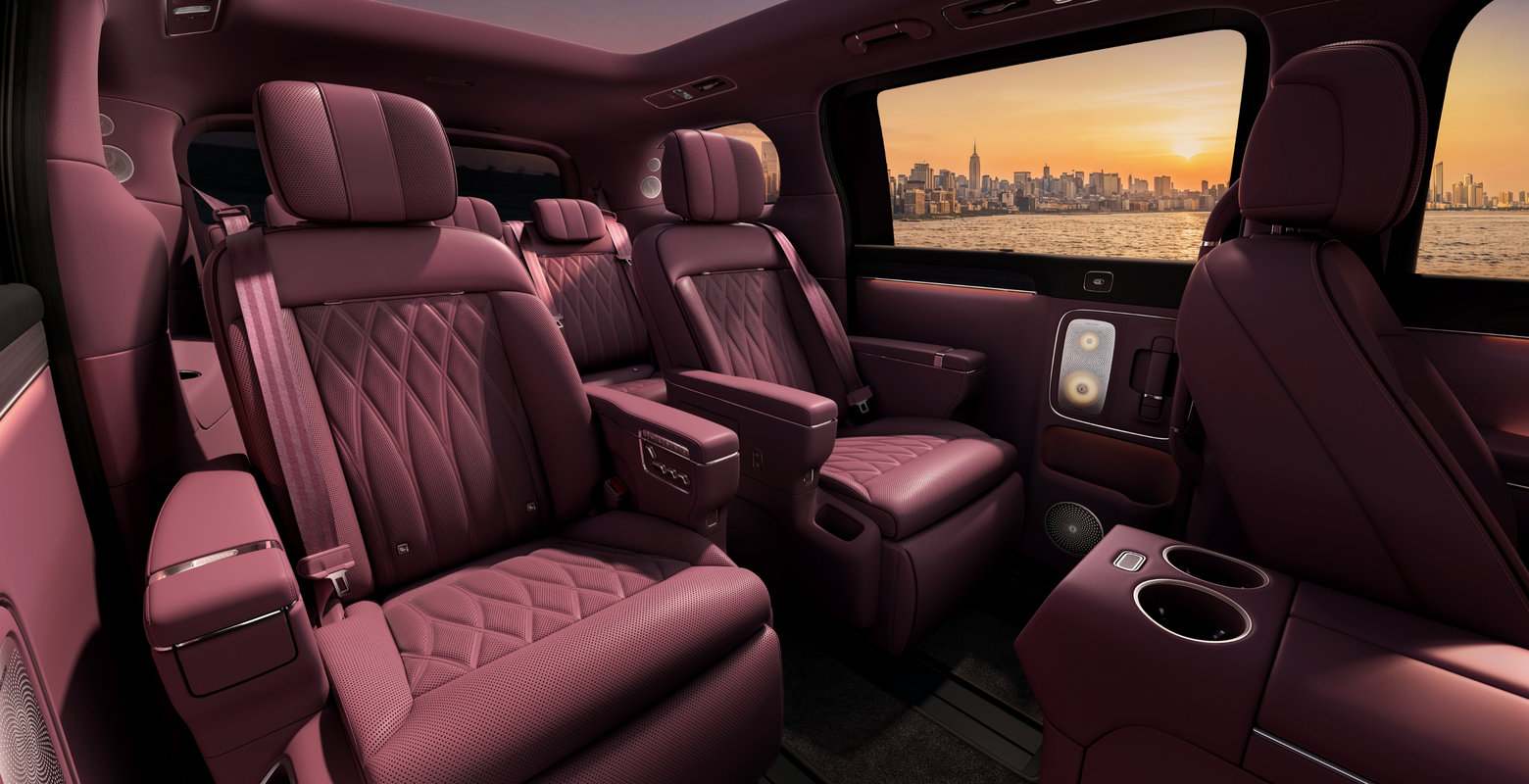 Luxeed V9 Velvet Haze Purple Interior Color