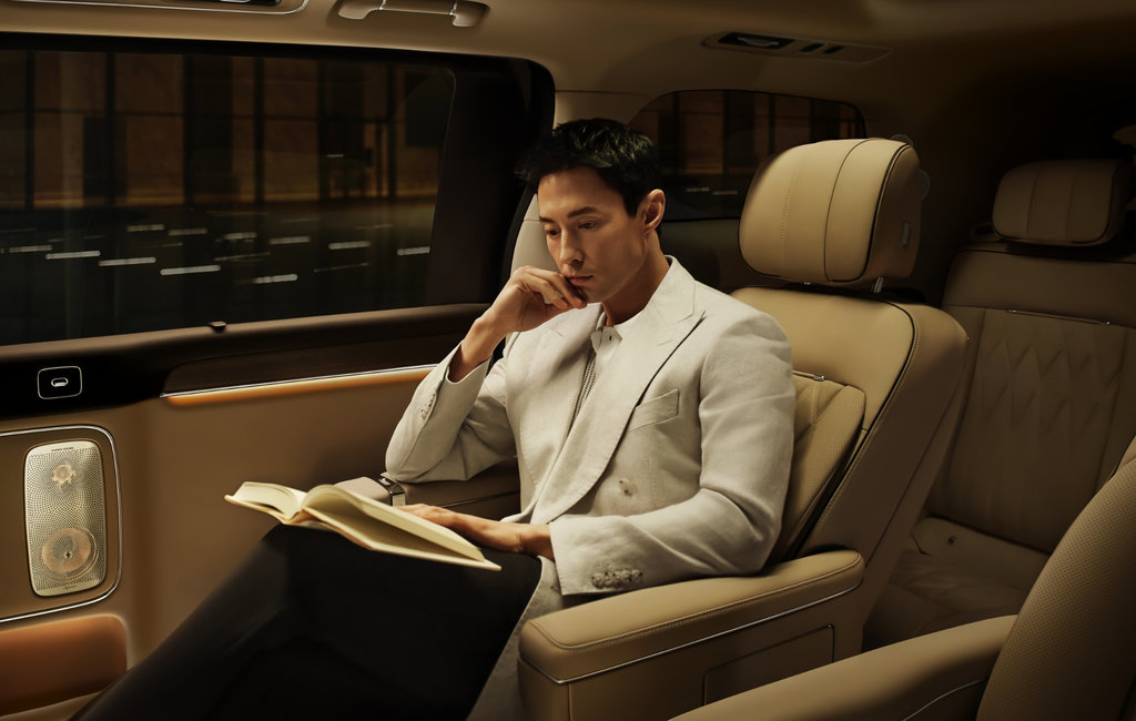Luxeed V9 Full-Dimensional Silent Cabin