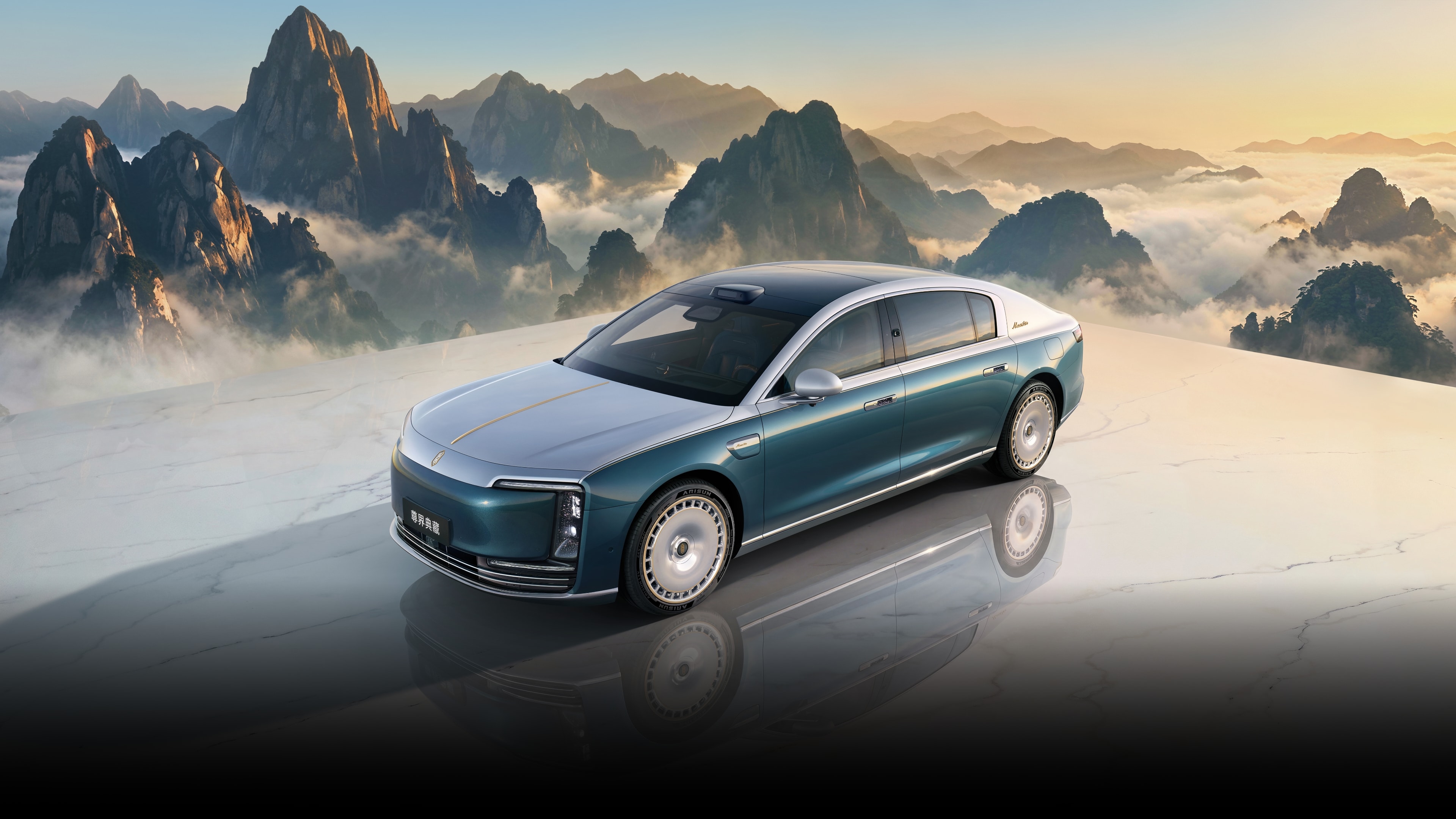 Maextro S800 Grand Design in Distant Mountain Cyanite